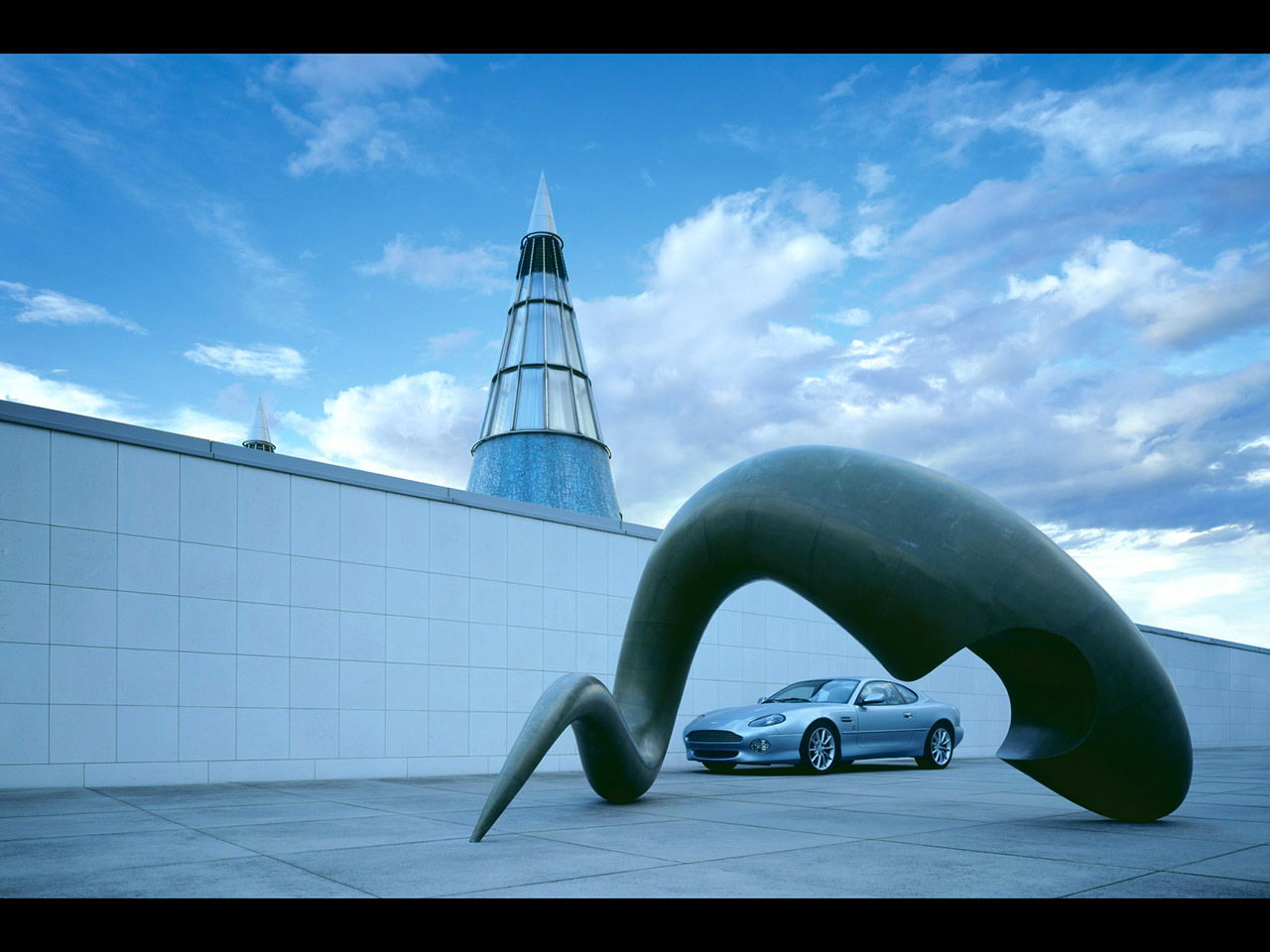 Aston Martin DB7 001.jpg